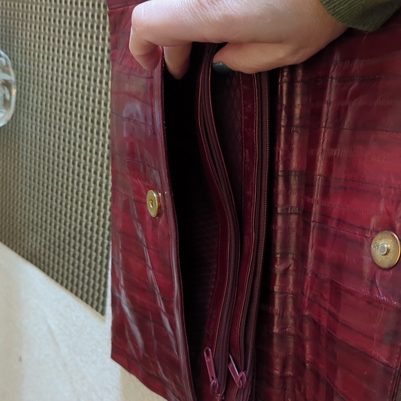 Vintage Red eelskin clutch - Picture 7 of 14